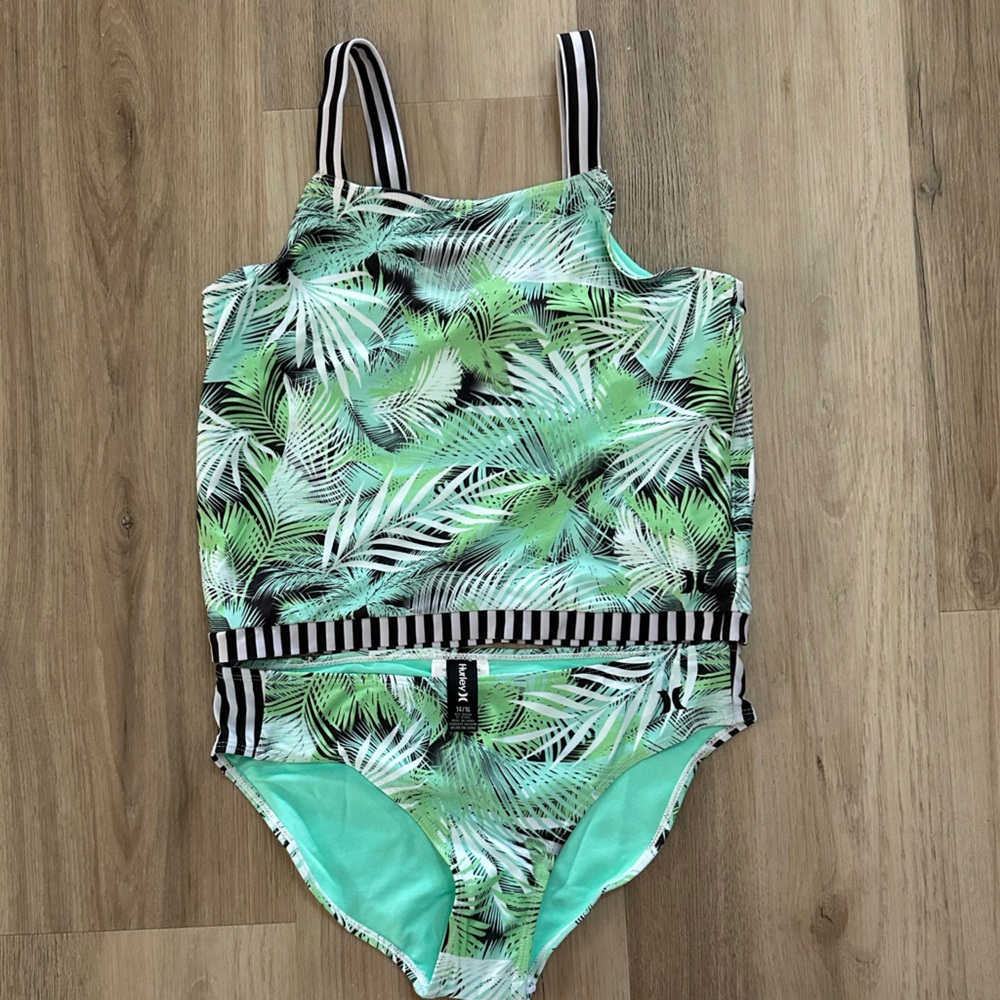 Hurley Green and Black Leaf Print Swimwear